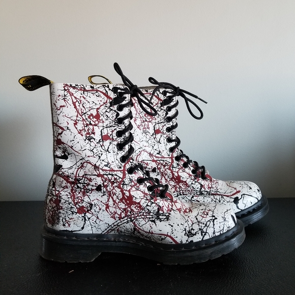 Dr. Martens Shoes - 👢DOC MARTENS BOOTS